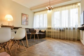 Smulikowskiego 9, Warsaw